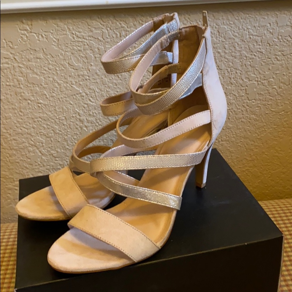 Nude heel size 8.5